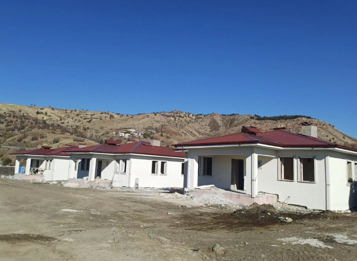 ADIYAMAN 39'UNCU PAKET 139 AD. BETONARME KONUT İŞİ